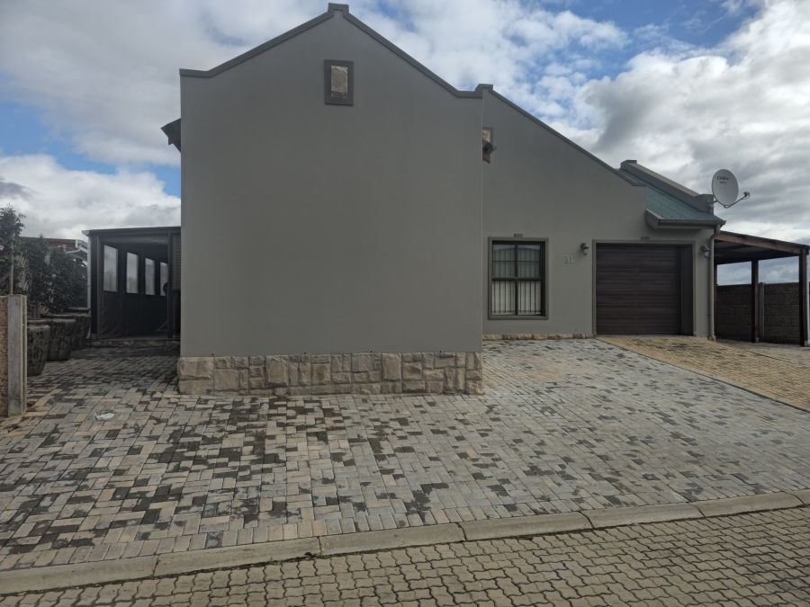 3 Bedroom Property for Sale in Riversdale Western Cape